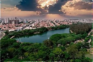 Vista aérea do Parque Taquaral